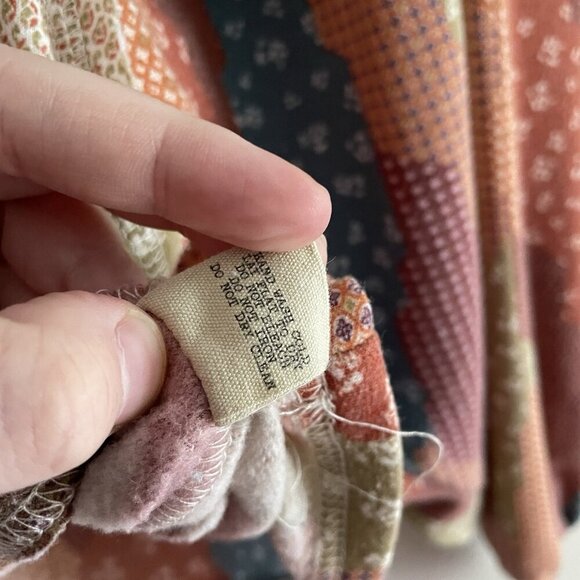 Gimmicks BKE Wmn S Patchwork Mixed Print Fleece Crochet Collar Dolman Henley Top - Picture 11 of 14